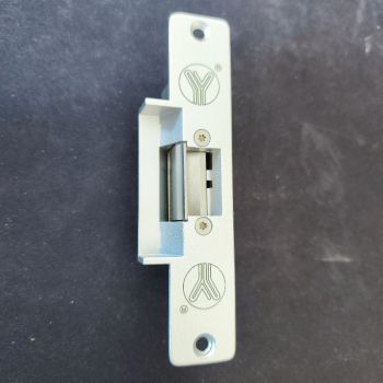 OUTLET: Elektromos zár - feszültségre nyit - fail-secure (munkaáramú) - rövid pajzzsal